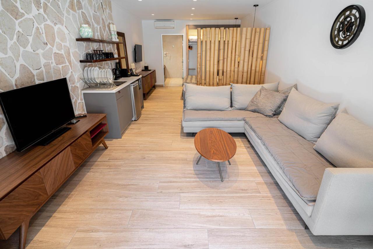 F & S Lounge Suites Parga Exterior photo